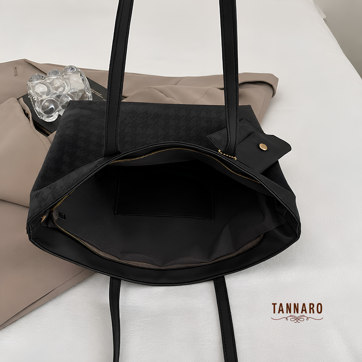 Carryall Tote – Classic Black